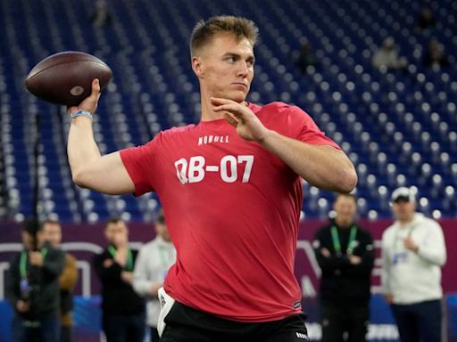 Broncos first-round QB Bo Nix signs rookie contract