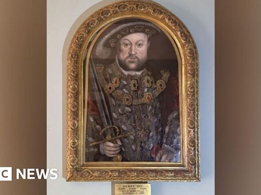 Warwick: Missing Henry VIII portrait found after random spot on X