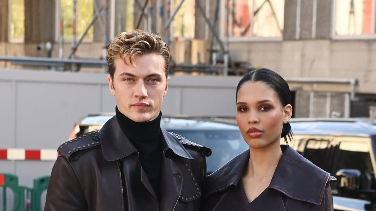 Nara Smith and Lucky Blue Smith Twin in Trench Coats at Burberry’s Spring 2025 Show