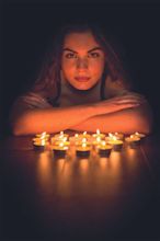 How to capture atmospheric portraits at home using candle light ...