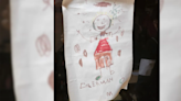 El dibujo infantil dedicado a Germán Kiczka que hallaron en el boliche de Pedro Puerta