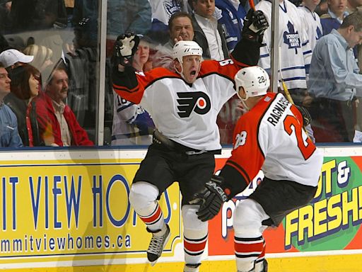 Former Flyers star Jeremy Roenick gets Hockey Hall of Fame call after more than a decade