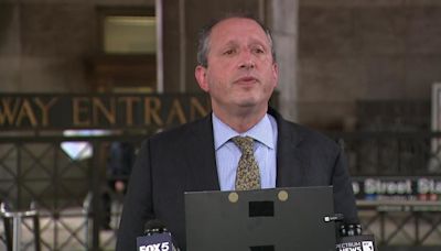 Comptroller Brad Lander announces run for New York City mayor. Here's why he wants the job.