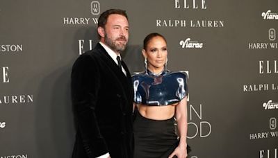 Ben Affleck and Jennifer Lopez spotted together amid rumors of marital woes - The Boston Globe