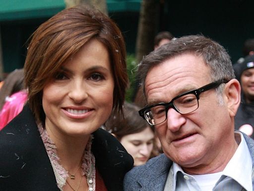 Mariska Hargitay reveals the kind gesture late Robin Williams made to her son while on 'SVU'