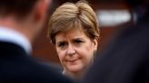 Primeira-ministra da Escócia, Nicola Sturgeon, anuncia renúncia