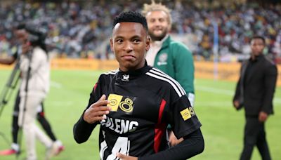 Is Pirates star Mofokeng ready to go abroad? Hugo Broos answers!