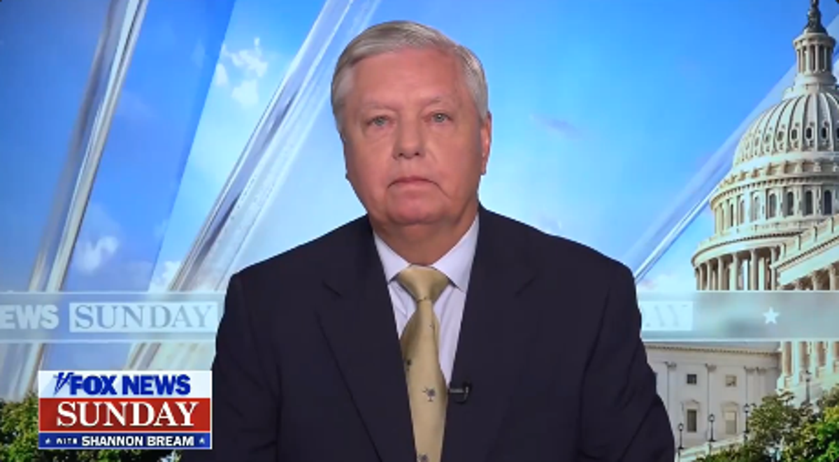 Lindsey Graham warns Trump to stop birther-like attacks on Harris’s heritage