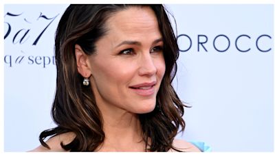 Jennifer Garner Felt Like She Was 'Second' to Jennifer Lopez: Report