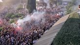 El impresionante recibimiento de los hinchas del Hajduk Split a Rakitic