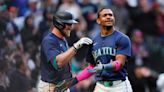 Cal Raleigh drives in go-ahead run in 7th as Mariners beat White Sox 4-3