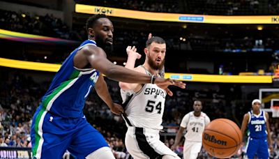 Building the Ideal Bench Unit for the Spurs