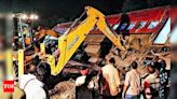 Quick rescue, relief work by UP govt saves lives in Gonda train derailment | Lucknow News - Times of India