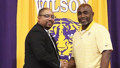 Wilson tabs former Hartsville coach English to take over boys basketball program