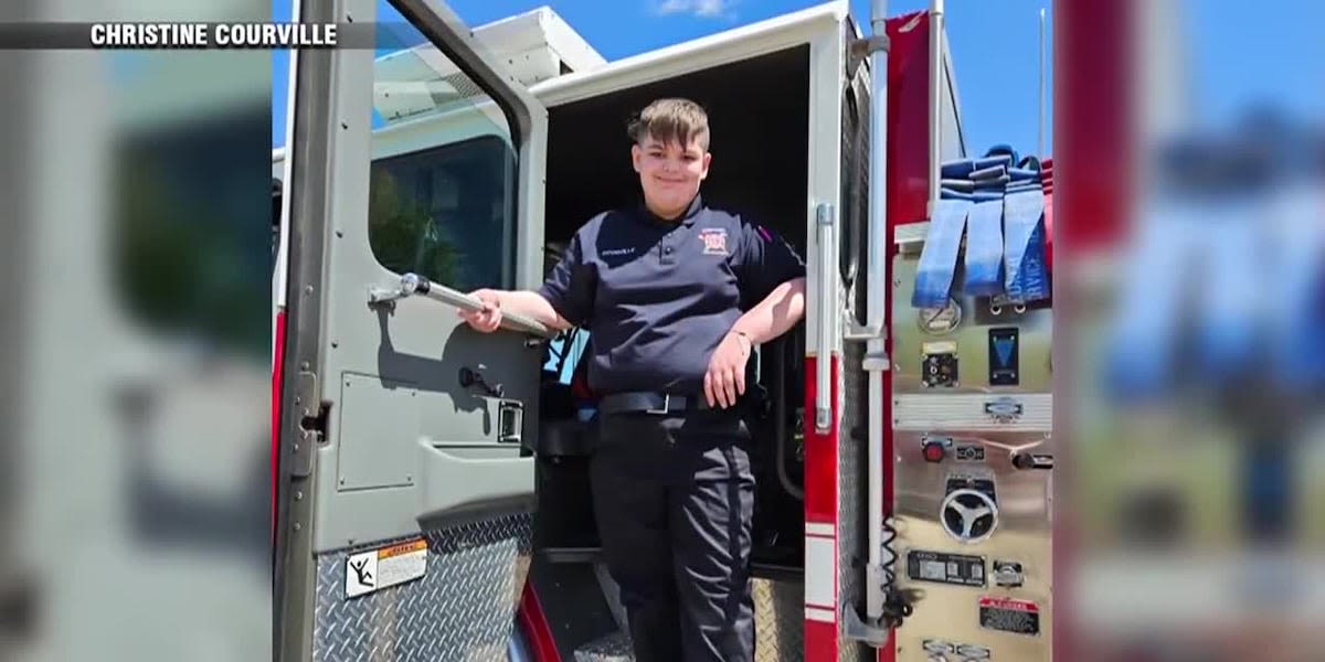 15-year-old junior firefighter saves woman from choking at restaurant