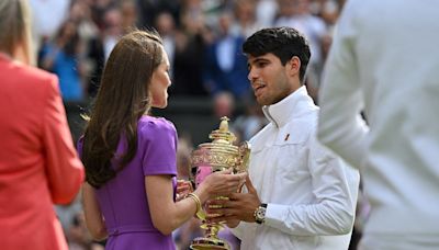 Prinzessin Kate überreicht Wimbledon-Pokal an Carlos Alcaraz