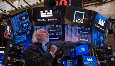 Tech stocks’ wild ride makes the case for index-fund investing, says Wall Street guru Burt Malkiel