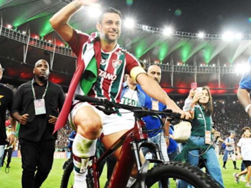 Despedida de Fred, atual dirigente do Fluminense, completa dois anos