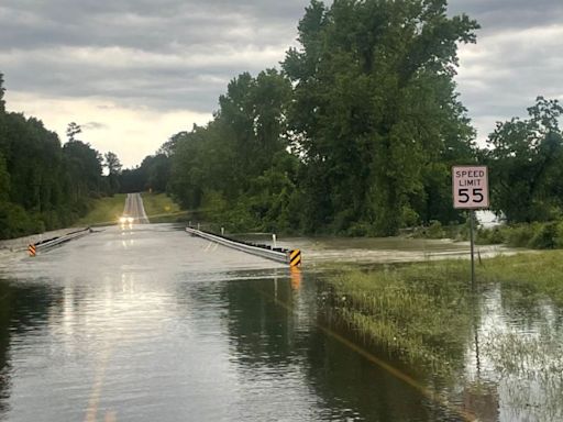 LIST: Flooding impacts East Texas roadways
