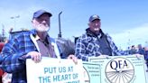 Western Quebec farmers descend on Gatineau, demand more support