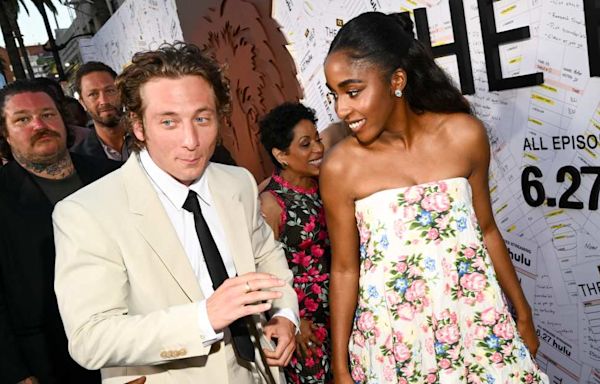 Are Jeremy Allen White and Ayo Edebiri Dating IRL?