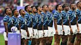 Jugadores de Fiyi rompen en llanto al entonar su himno ante Francia