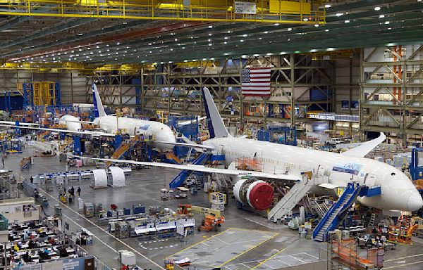 Boeing Safety, Product Quality Concerns Surge Amid 737 Fiasco