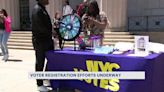 New Yorkers helping others register to vote ahead of elections