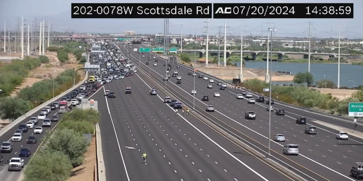 Westbound Loop 202 closed in Tempe after hit-and-run crash; expect delays