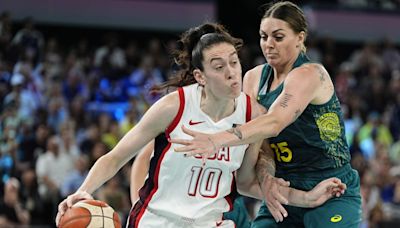 Breanna Stewart's Serious Four-Word Reminder To Team USA Before Olympic Final Vs. France