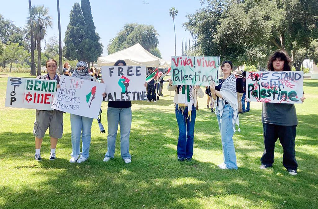 Pro-Palestinian students rally in Redlands