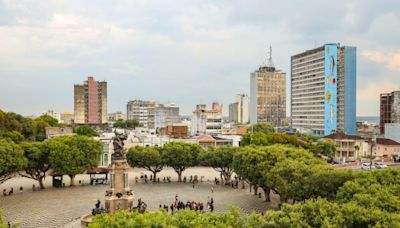 Hoje (9), Dia Internacional dos Povos Indígenas, artistas Duhigó e Rember pintam obras gigantes no centro de Manaus, pelo CURA Amazônia - Uai Turismo