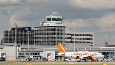 Manchester easyJet flight boarded by police to remove ‘disruptive’ passenger