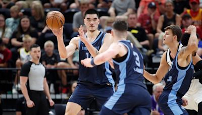 Zach Edey injures ankle, but Memphis Grizzlies cruise to fourth straight summer league win