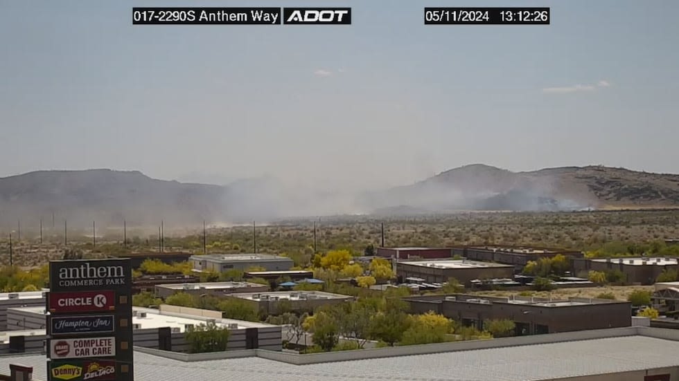 Brush fire spreading near I-17 and Anthem Way