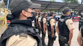 En Ecuador, tres colombianos fueron detenidos por pasarse por policías para robar bancos y casas