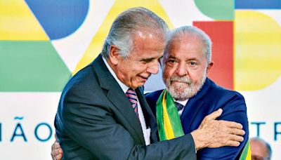 ‘É devolver os mortos às suas famílias’, diz Múcio sobre comissão recriada por Lula