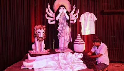 Durga Idols getting smaller each year due to rising costs & focus on theme, say Kumartuli artisans