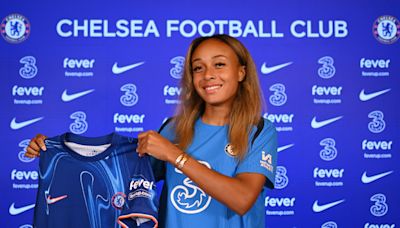 Chelsea sign Maelys Mpome from Montpellier as defender says she's 'living the dream' by joining WSL champions | Goal.com Cameroon