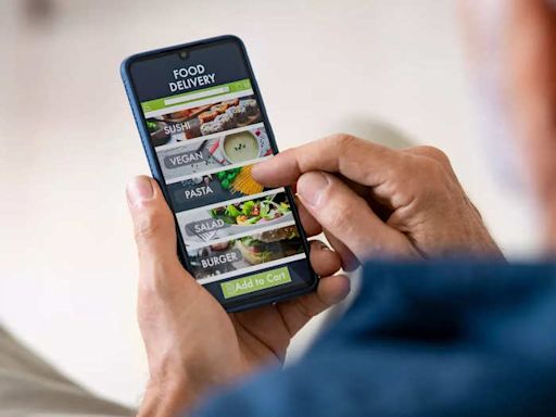Tech temptations: People go for unhealthier food, spend higher when ordering on digital devices, study suggests | Business Insider India