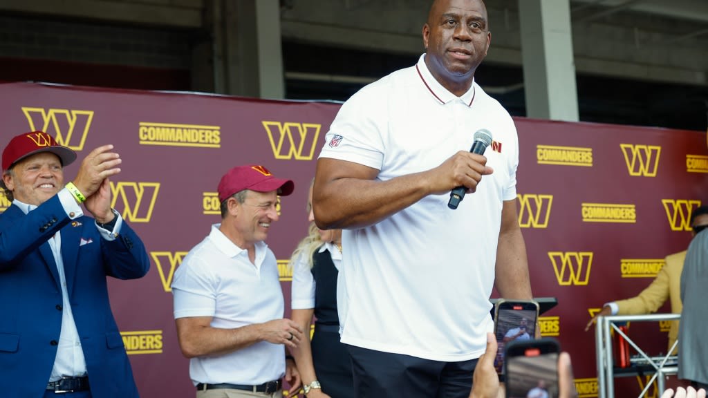 Commanders star Terry McLaurin has lunch with Magic Johnson