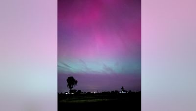 PHOTOS: Northern Lights put on dazzling display across Chicago area