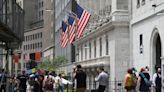 Wall Street and FTSE lower despite US economy growing faster than expected