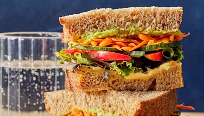 19 Mediterranean Diet Lunches to Help Lower Cholesterol