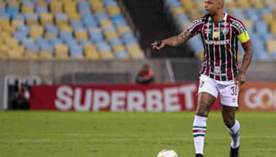 Felipe Melo, do Fluminense, se envolve em confusão com assessor do Atlético-GO