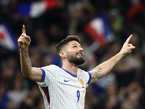 Olivier Giroud confirms international retirement