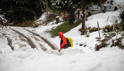 Bariloche, paralizada por la nieve y el dolor de una embarazada que perdió a su beba porque no llegaron a asistirla