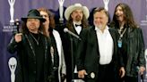 Muerte de miembro de Skynyrd marca final de una era