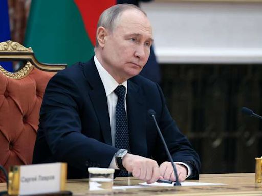Putin pide la reanudación de las negociaciones de paz con Ucrania