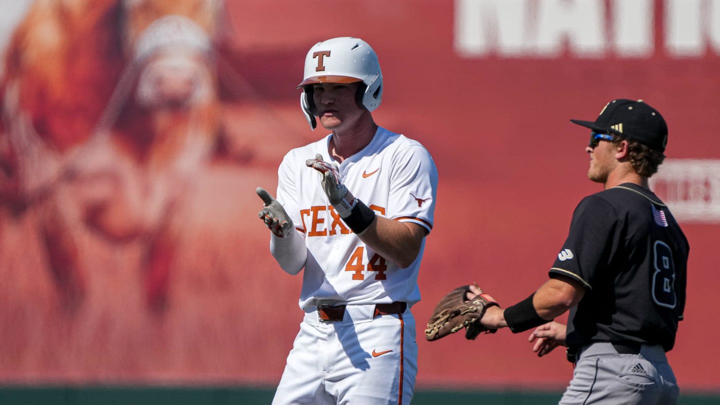 PREVIEW: Texas Longhorns Kick Off College Station Regional Against Louisiana